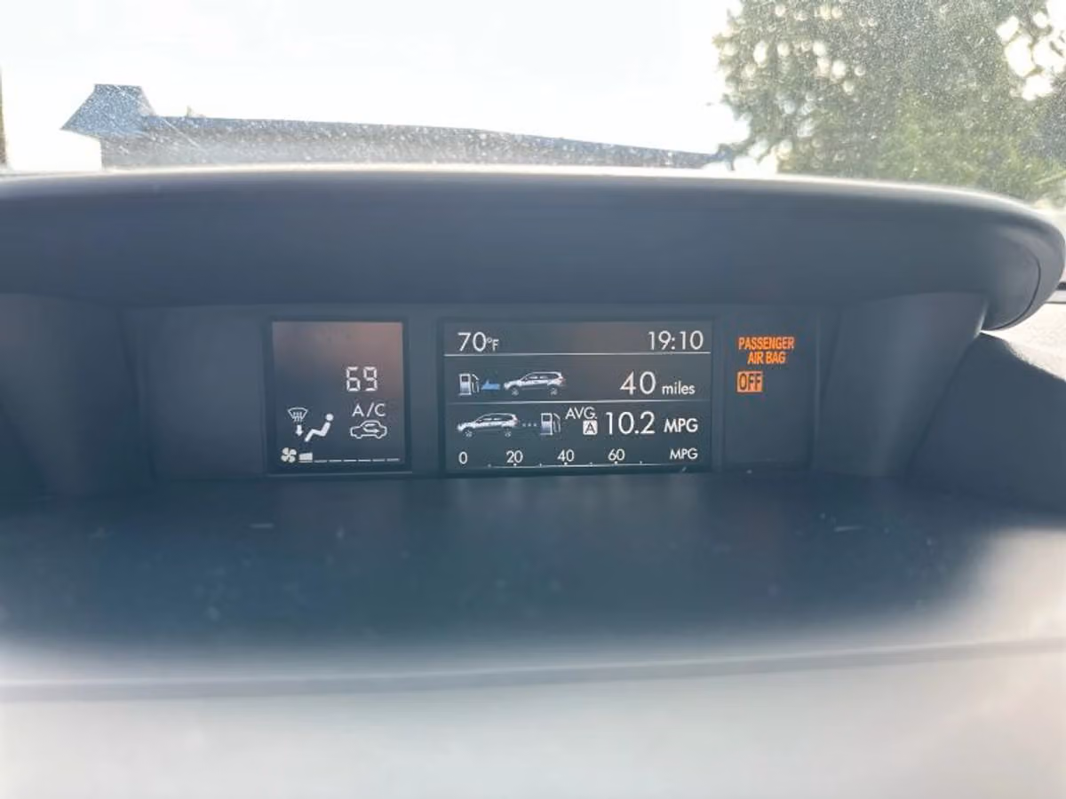 2017 Subaru Forester 2.5i Premium Crossover Image 35