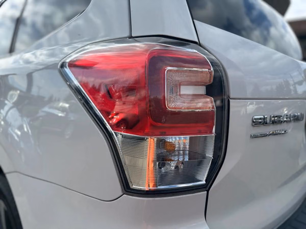 2017 Subaru Forester 2.5i Premium Crossover Image 46