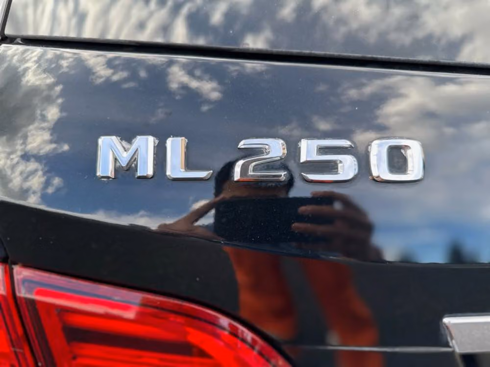 2015 Mercedes-Benz M-Class ML 250 BlueTEC Image 23