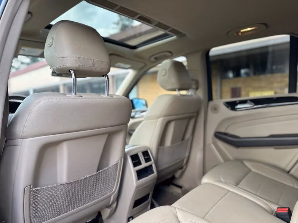 2015 Mercedes-Benz M-Class ML 250 BlueTEC Image 26