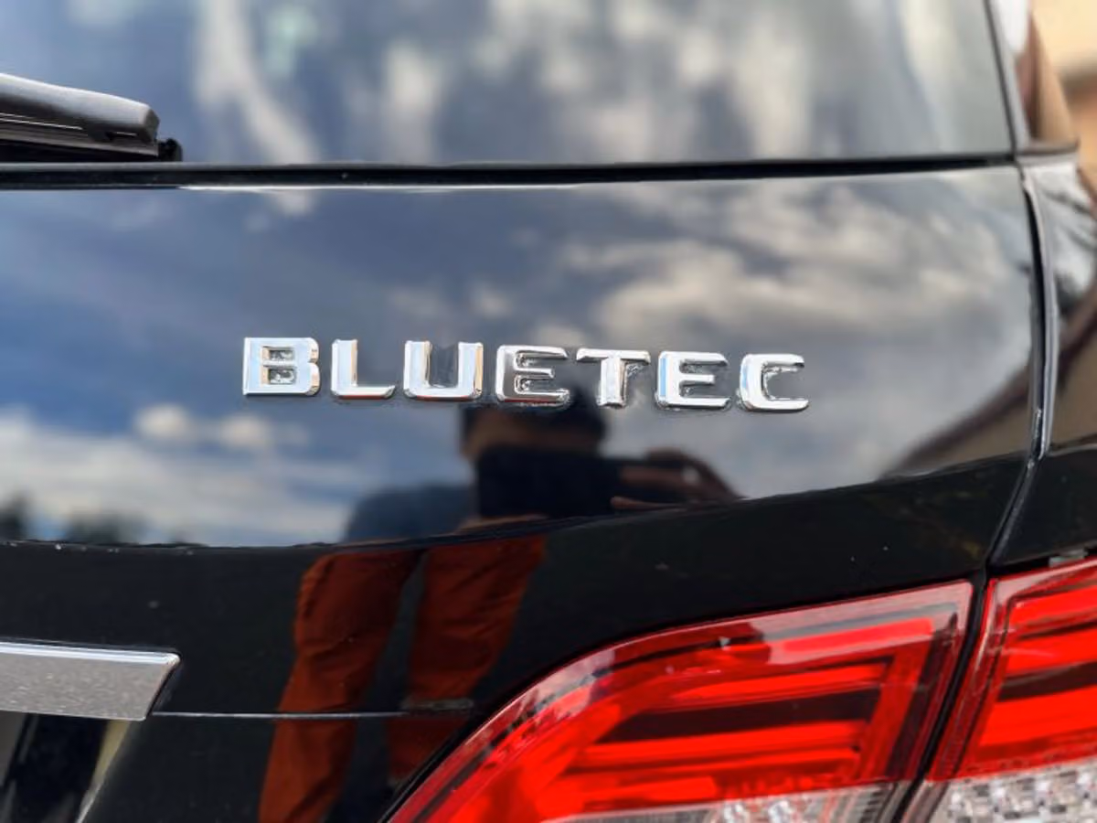 2015 Mercedes-Benz M-Class ML 250 BlueTEC Image 24