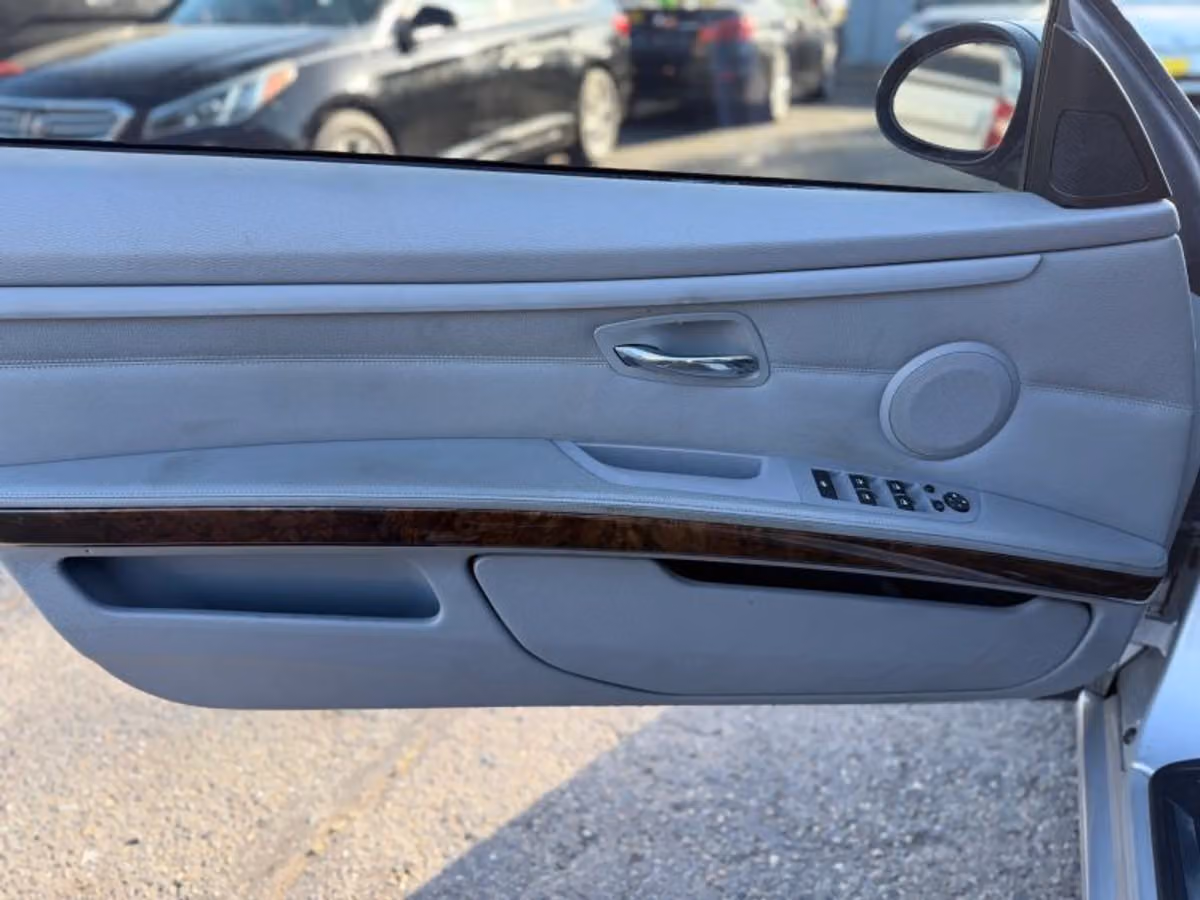 2008 BMW 3 Series 328i Image 24