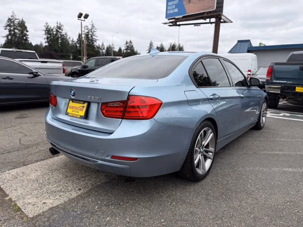 2013 BMW 3 Series 328i Image 6