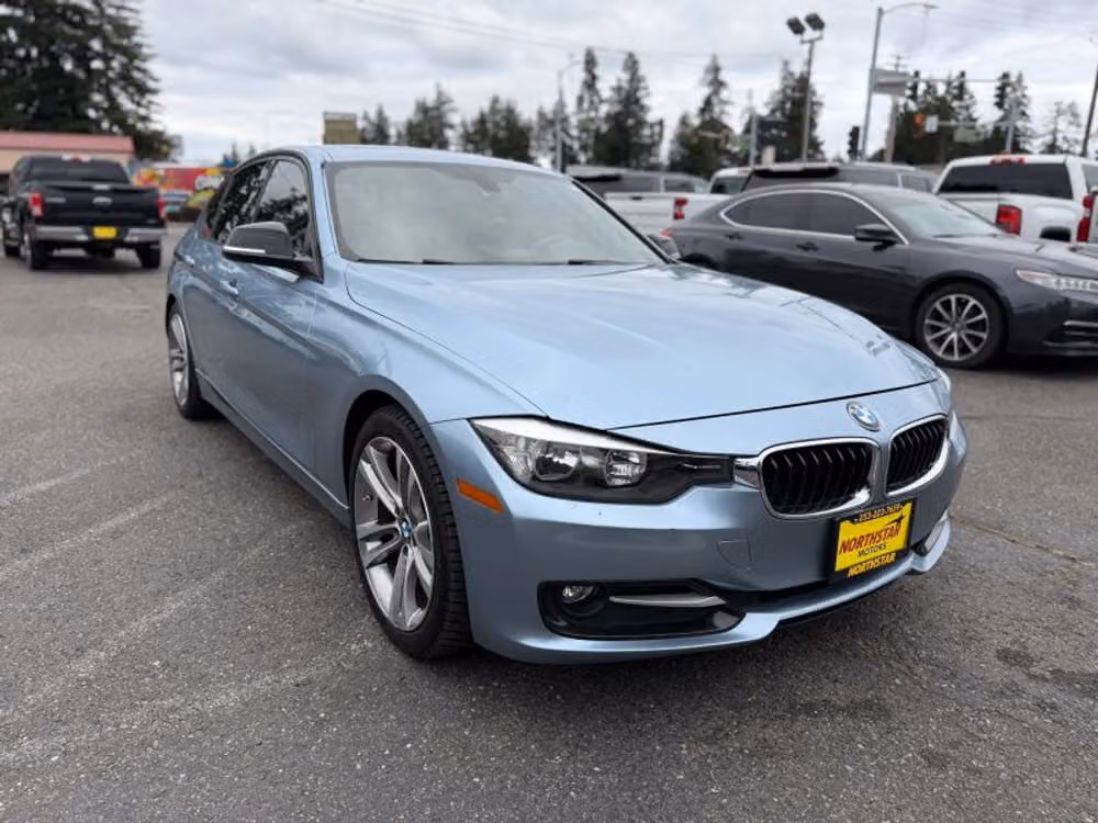 2013 BMW 3 Series 328i Image 8