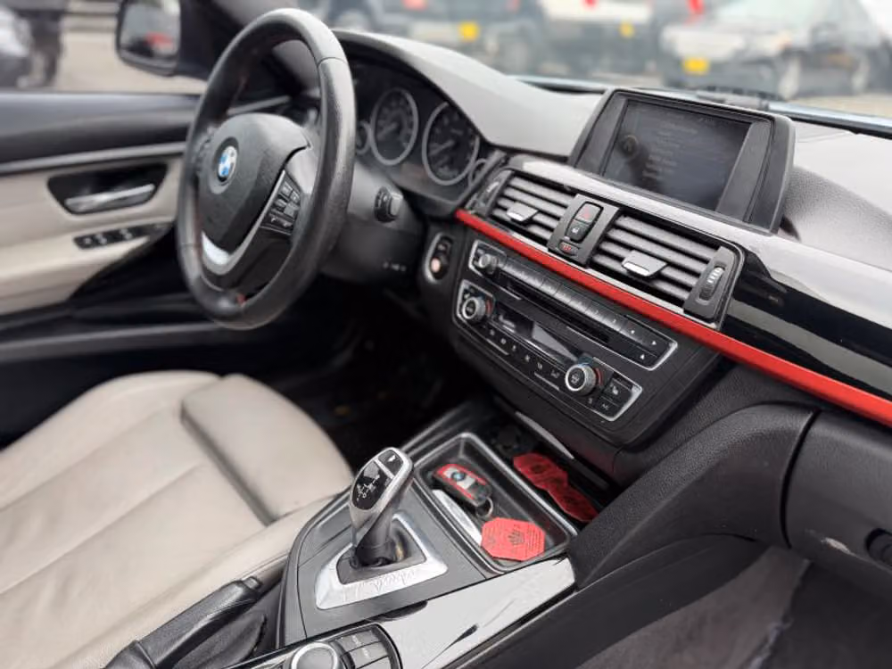 2013 BMW 3 Series 328i Image 12