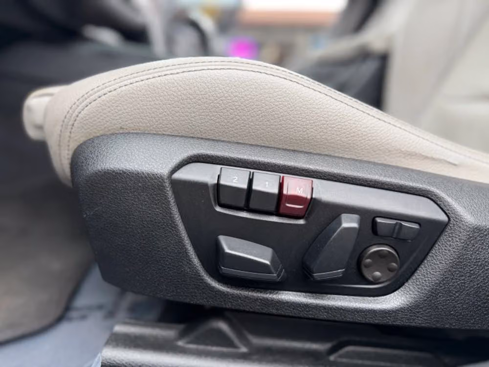 2013 BMW 3 Series 328i Image 28