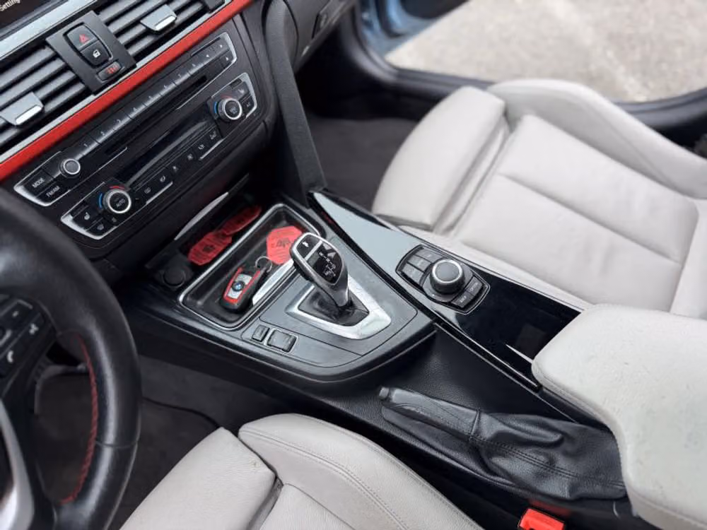 2013 BMW 3 Series 328i Image 32