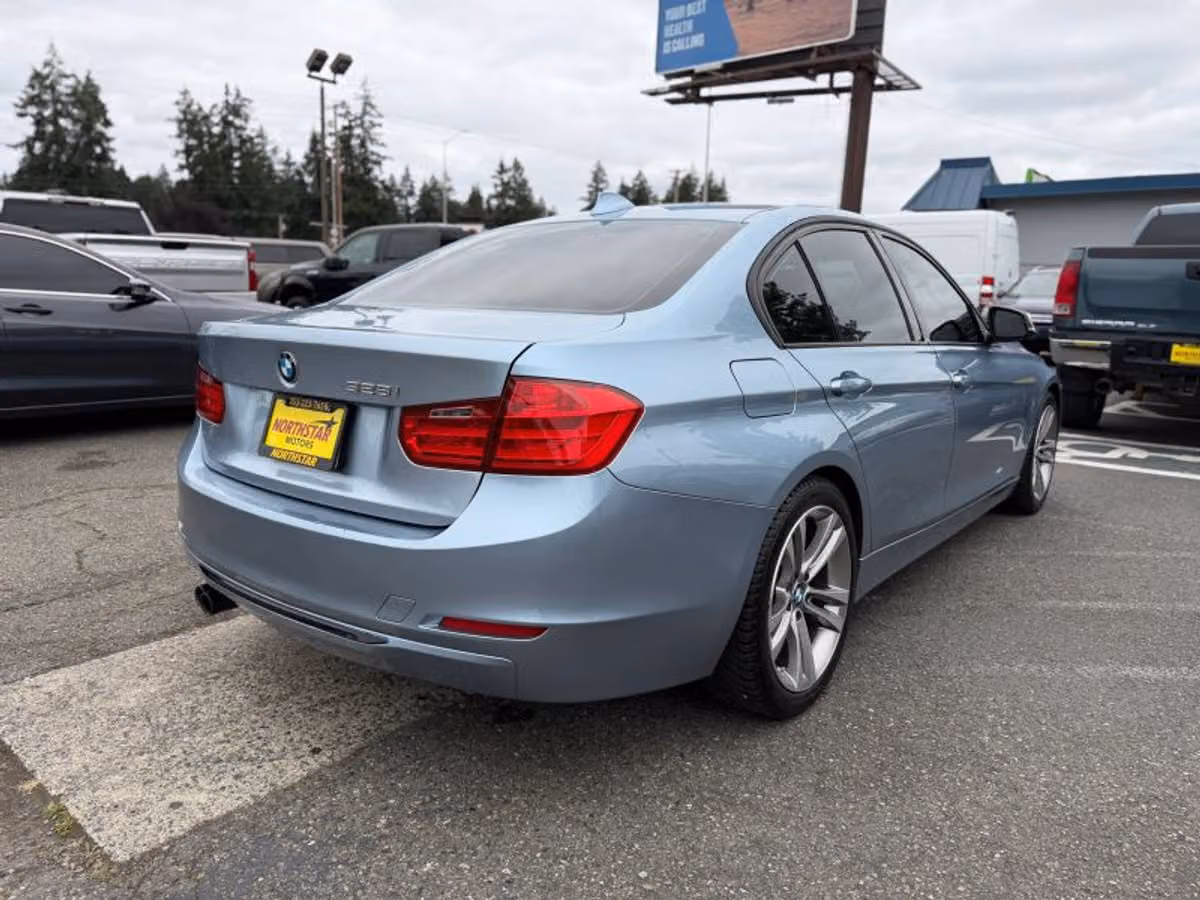 2013 BMW 3 Series 328i Image 6