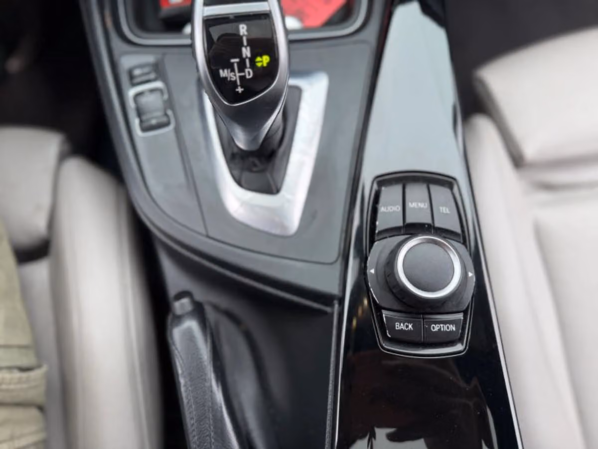 2013 BMW 3 Series 328i Image 36