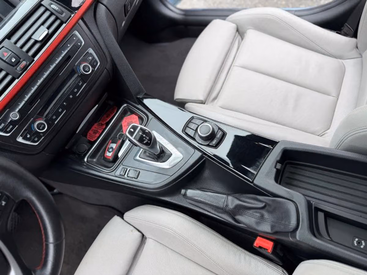 2013 BMW 3 Series 328i Image 33