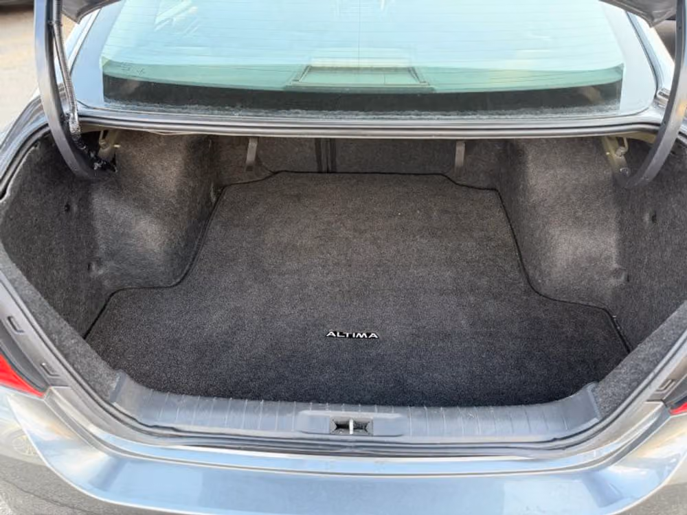2017 Nissan Altima 2.5 SV Image 18