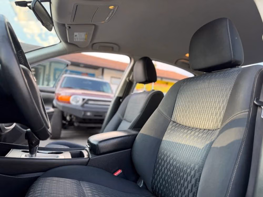 2017 Nissan Altima 2.5 SV Image 28