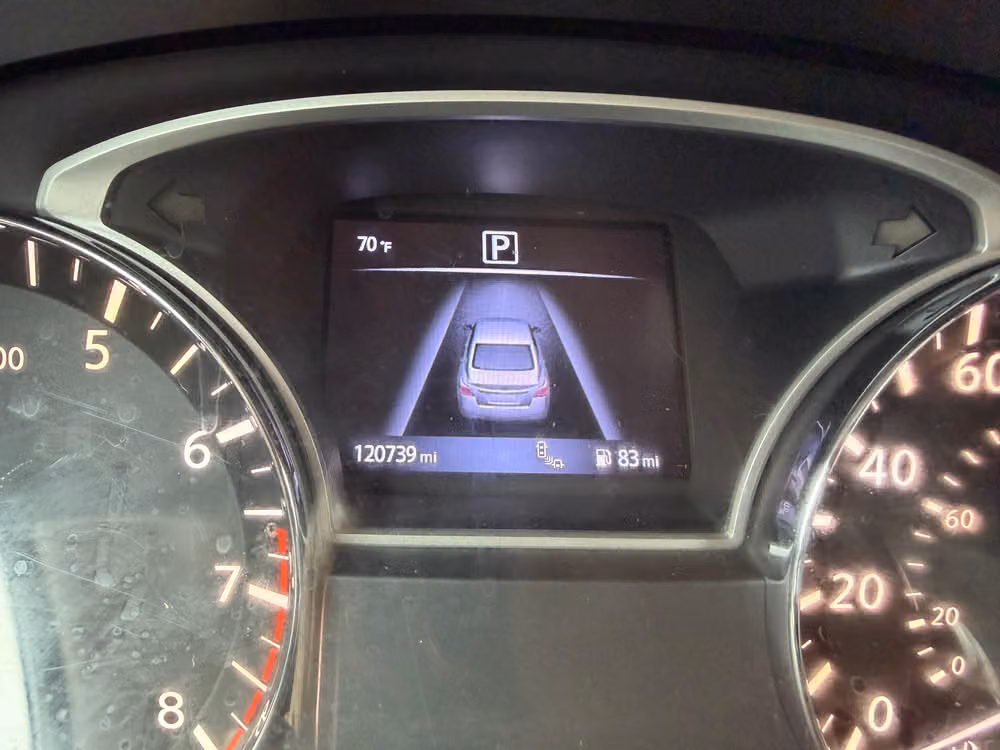 2017 Nissan Altima 2.5 SV Image 39