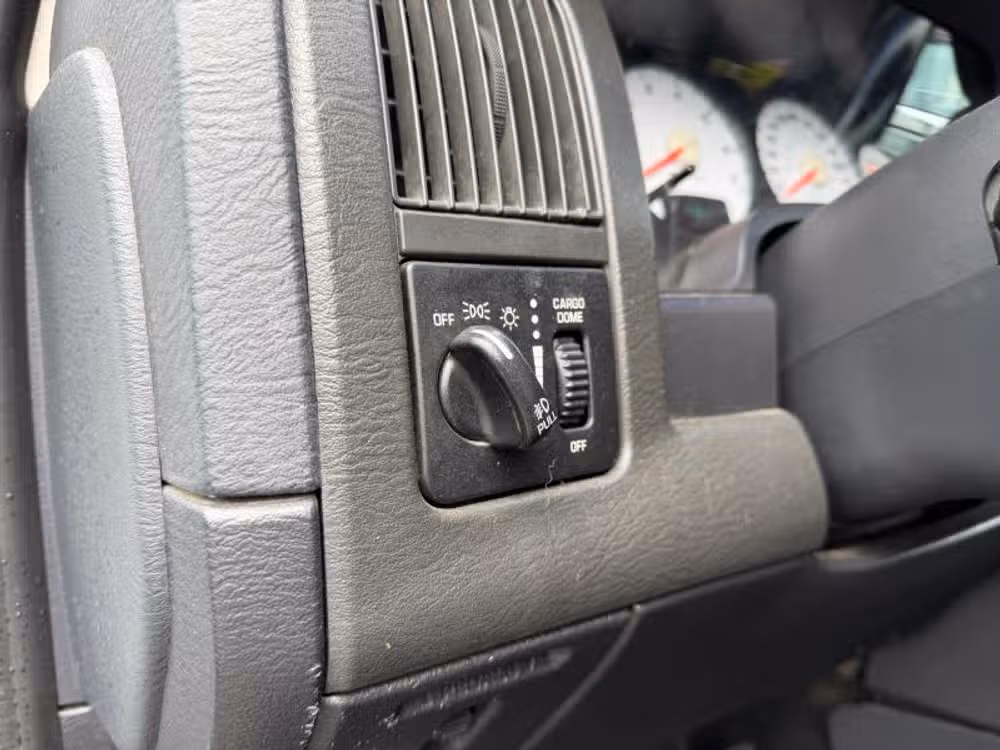 2002 Dodge Ram 1500 Pickup SLT - Photo 28