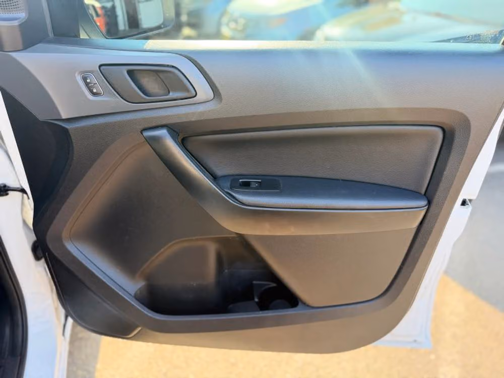 2021 Ford Ranger XL SuperCrew Image 17