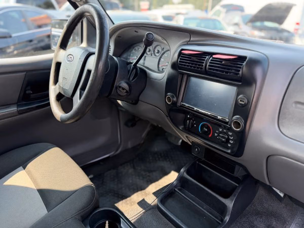 2010 Ford Ranger XL - Photo 40