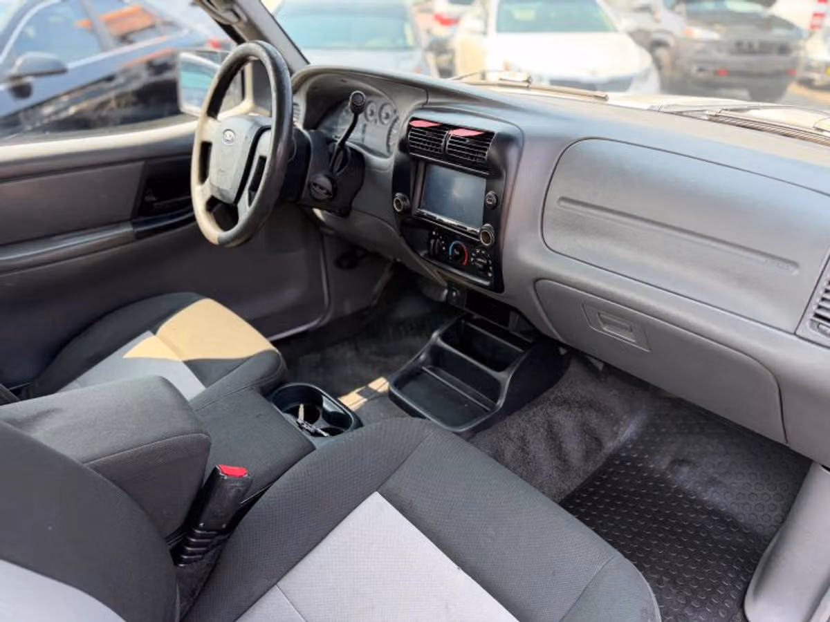 2010 Ford Ranger XL - Photo 41