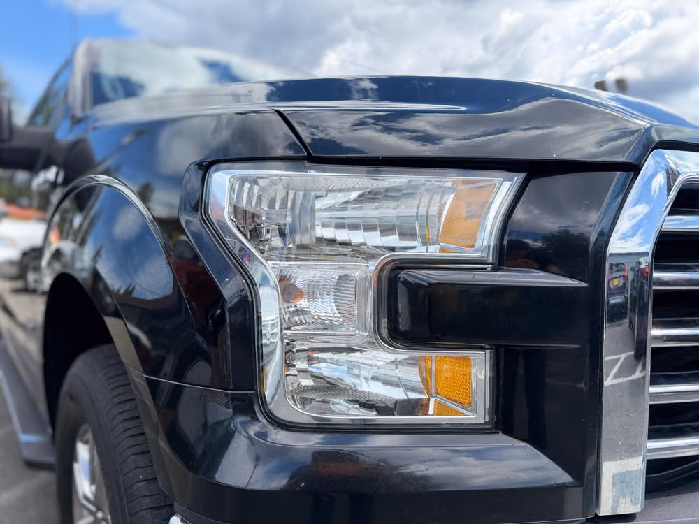 2015 Ford F-150 XLT SuperCab Image 9