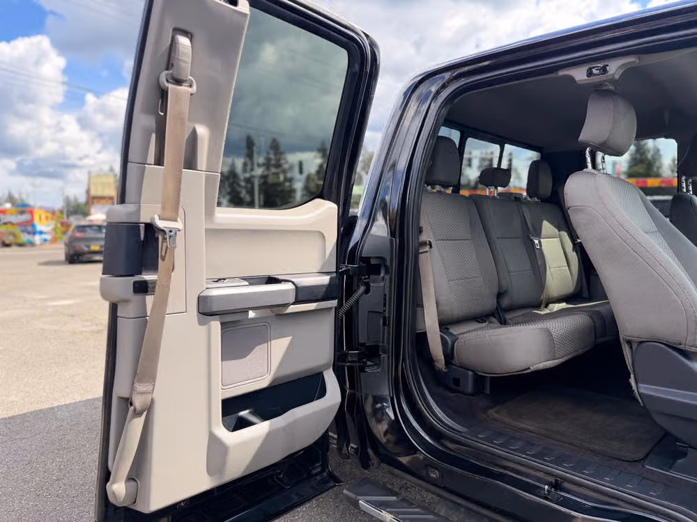 2015 Ford F-150 XLT SuperCab Image 21