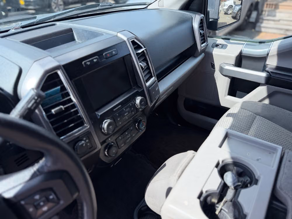 2015 Ford F-150 XLT SuperCab Image 33