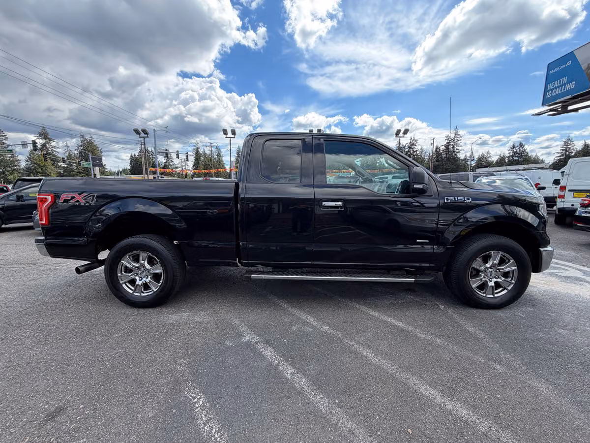 2015 Ford F-150 XLT SuperCab Image 6
