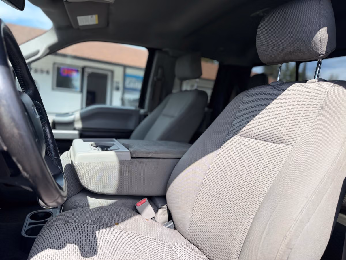 2015 Ford F-150 XLT SuperCab Image 31