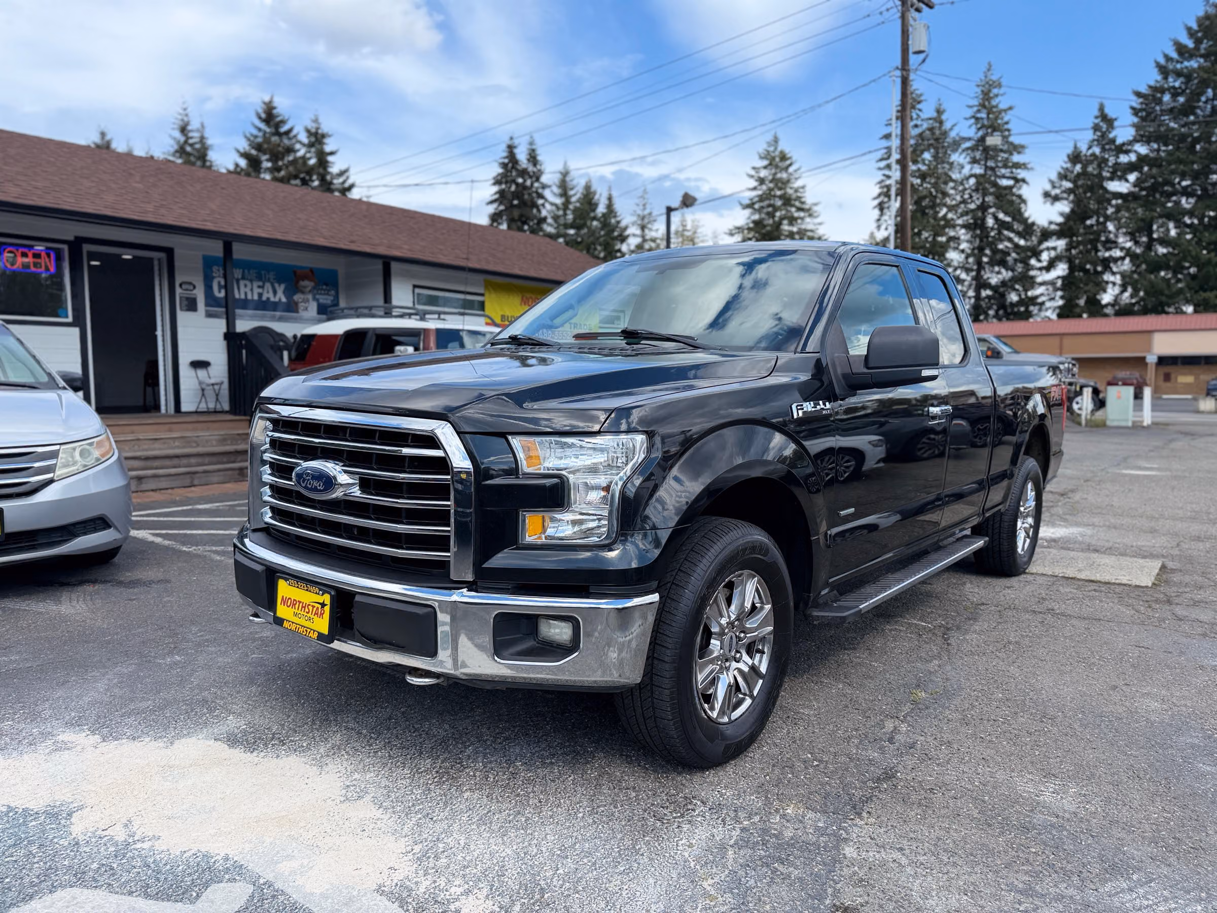 2015 Ford F-150 XLT SuperCab Image 1