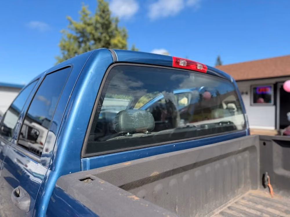 2004 Dodge Ram 3500 ST 8 ft Crew Cab Image 25