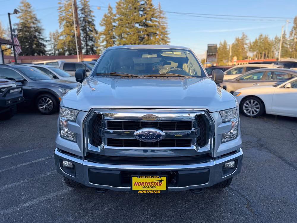 2017 Ford F-150 XLT SuperCrew Image 9