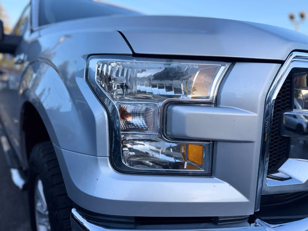 2017 Ford F-150 XLT SuperCrew Image 10