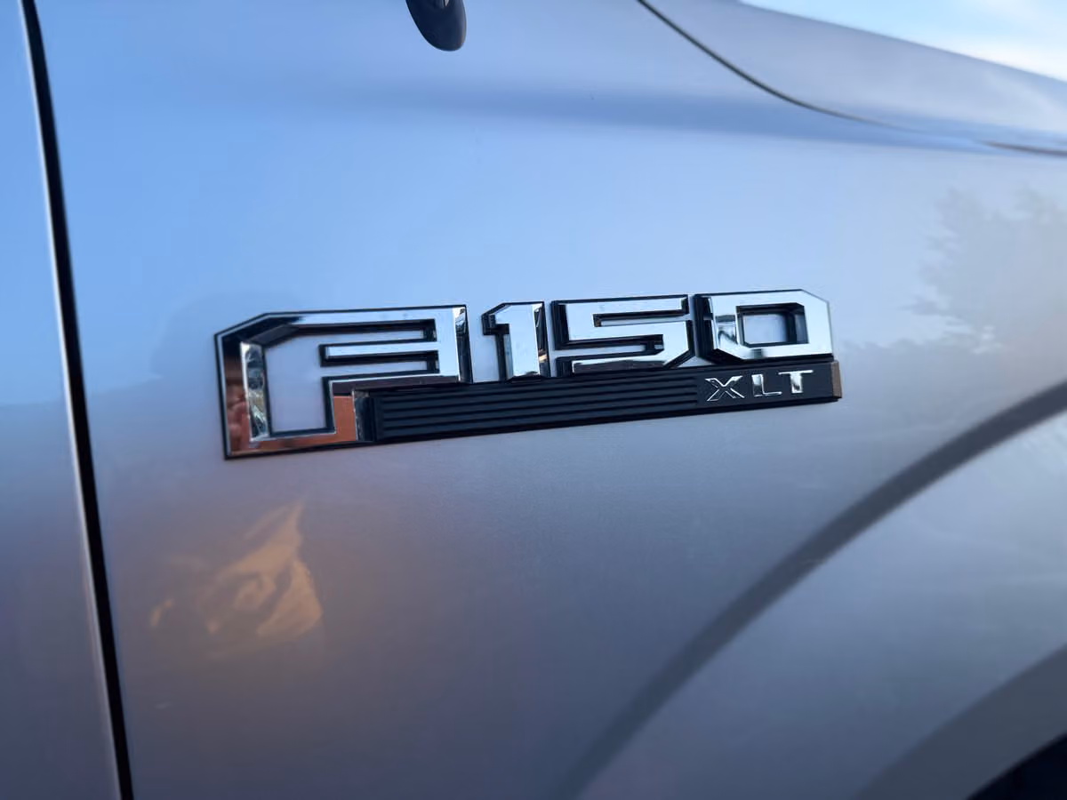 2017 Ford F-150 XLT SuperCrew Image 14