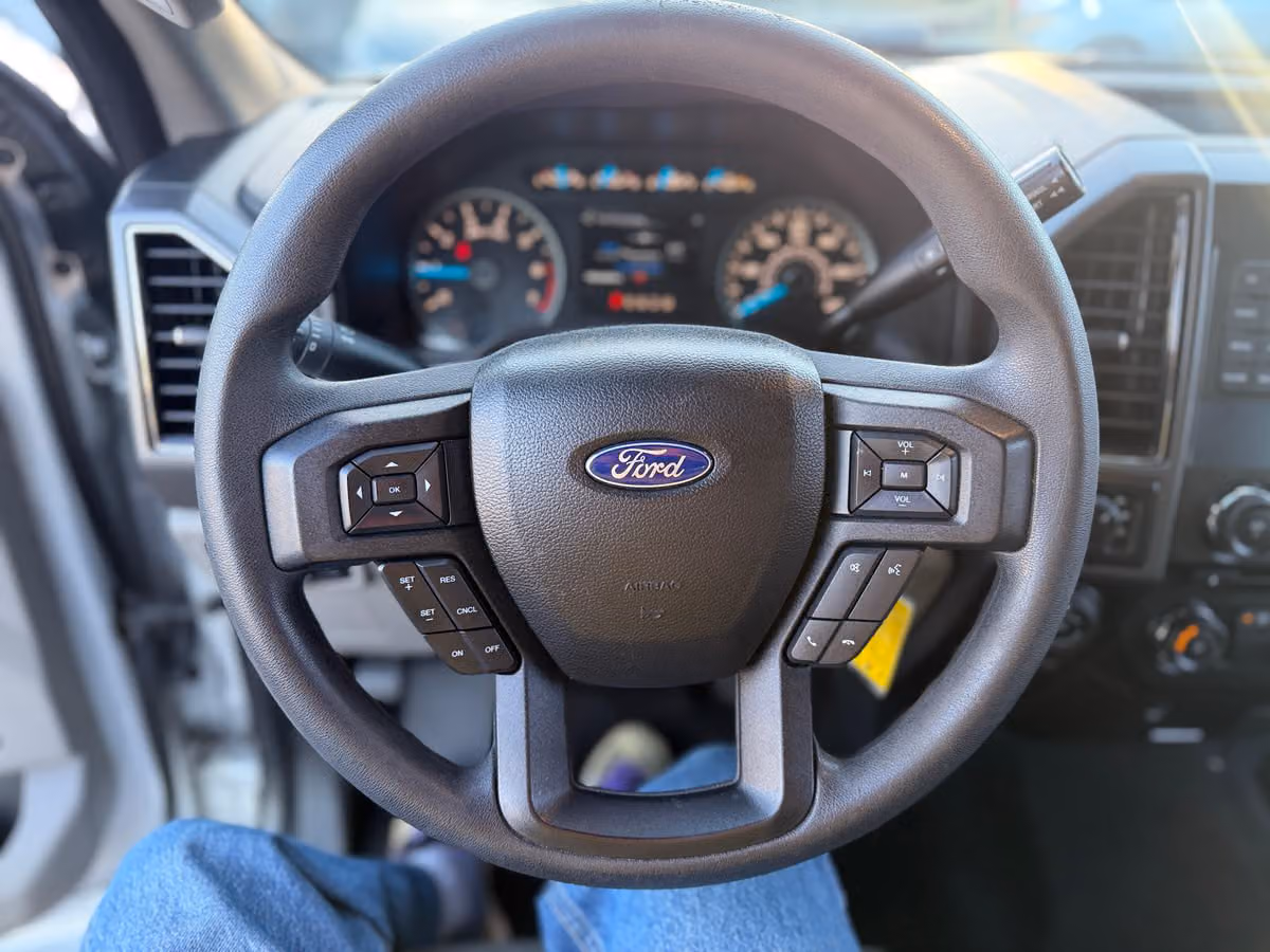 2017 Ford F-150 XLT SuperCrew Image 47