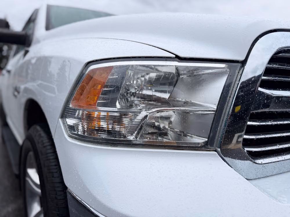 2015 Ram 1500 SLT Crew Cab Image 10