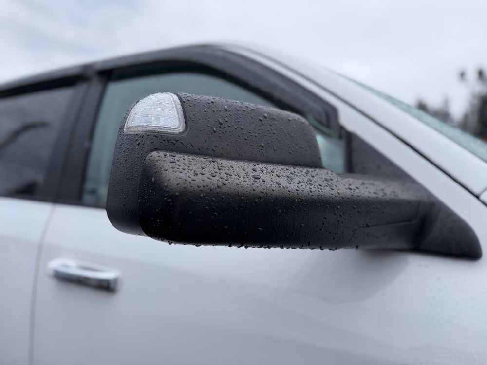 2015 Ram 1500 SLT Crew Cab Image 14