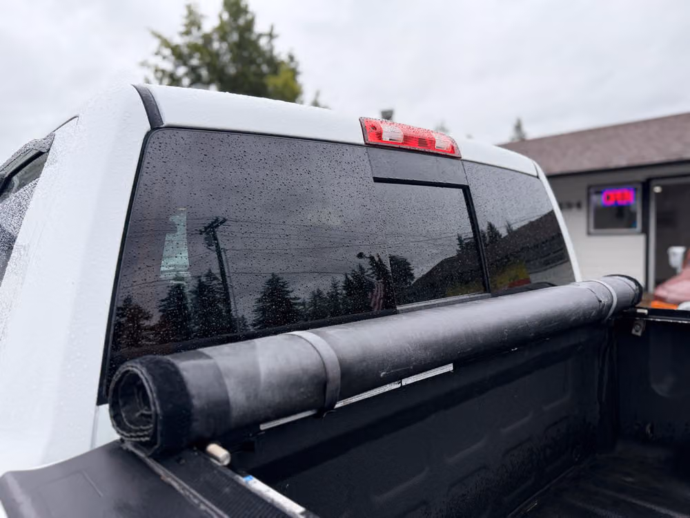 2015 Ram 1500 SLT Crew Cab Image 27