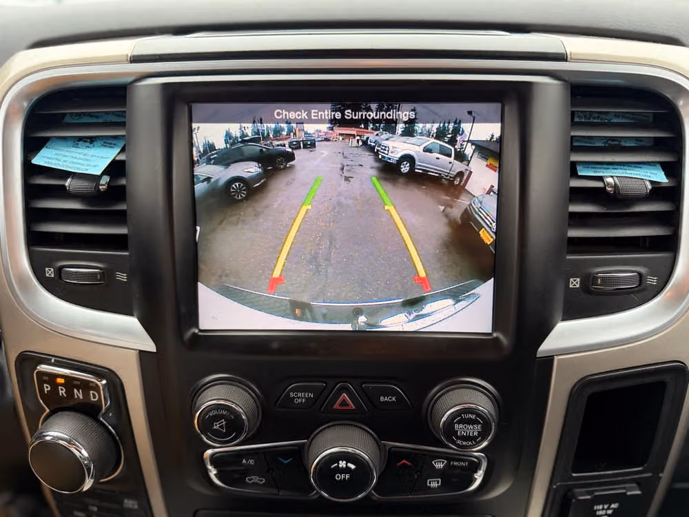 2015 Ram 1500 SLT Crew Cab Image 41
