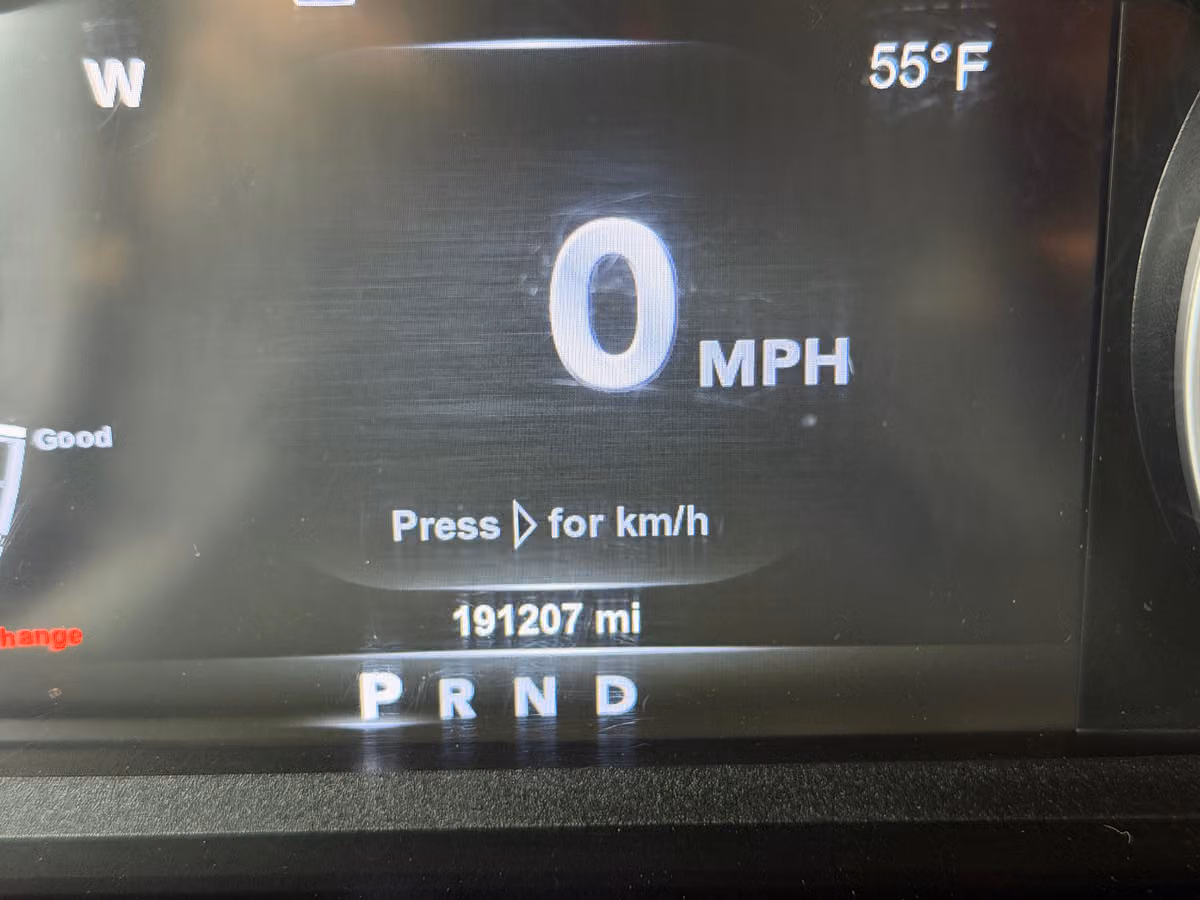 2015 Ram 1500 SLT Crew Cab Image 47