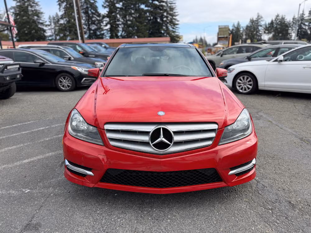 2013 Mercedes-Benz C-Class C 300 4MATIC Image 8