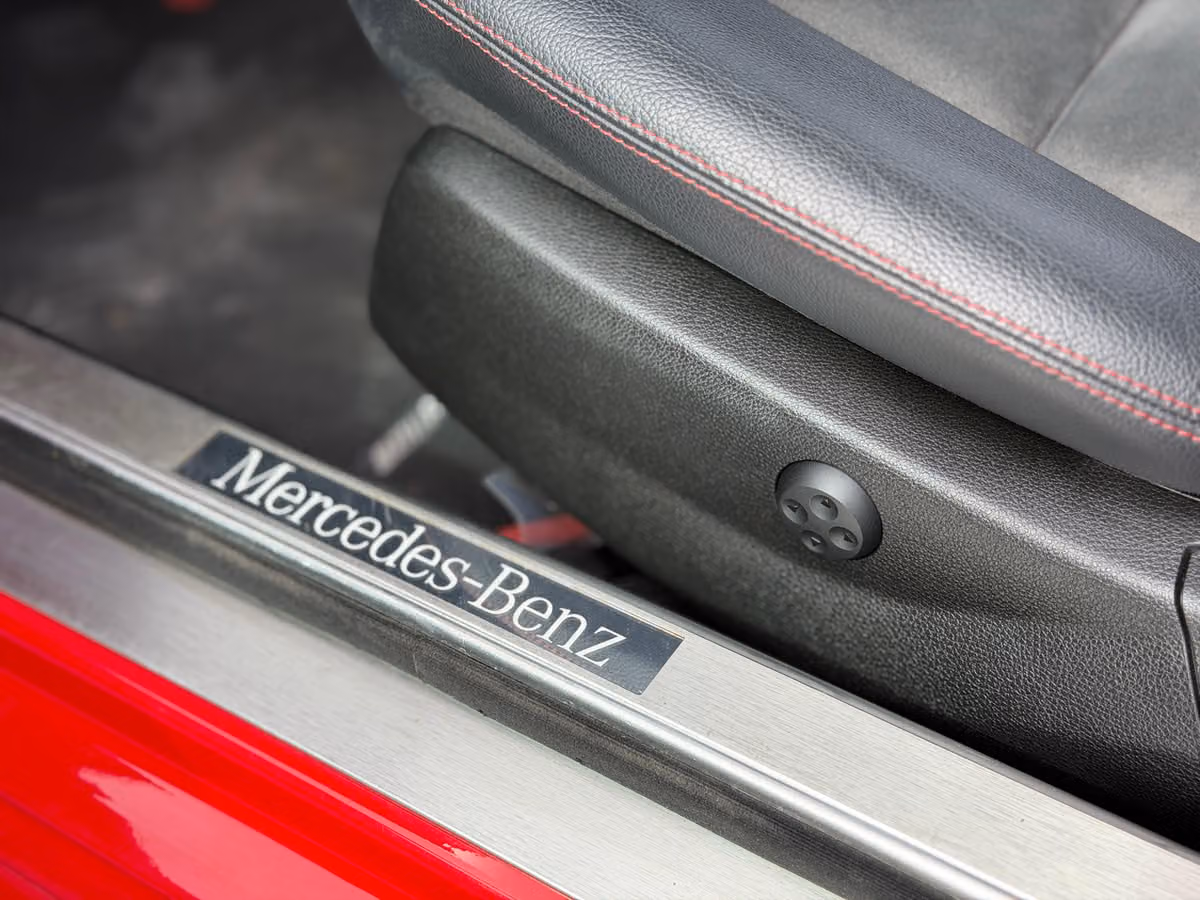 2013 Mercedes-Benz C-Class C 300 4MATIC Image 38