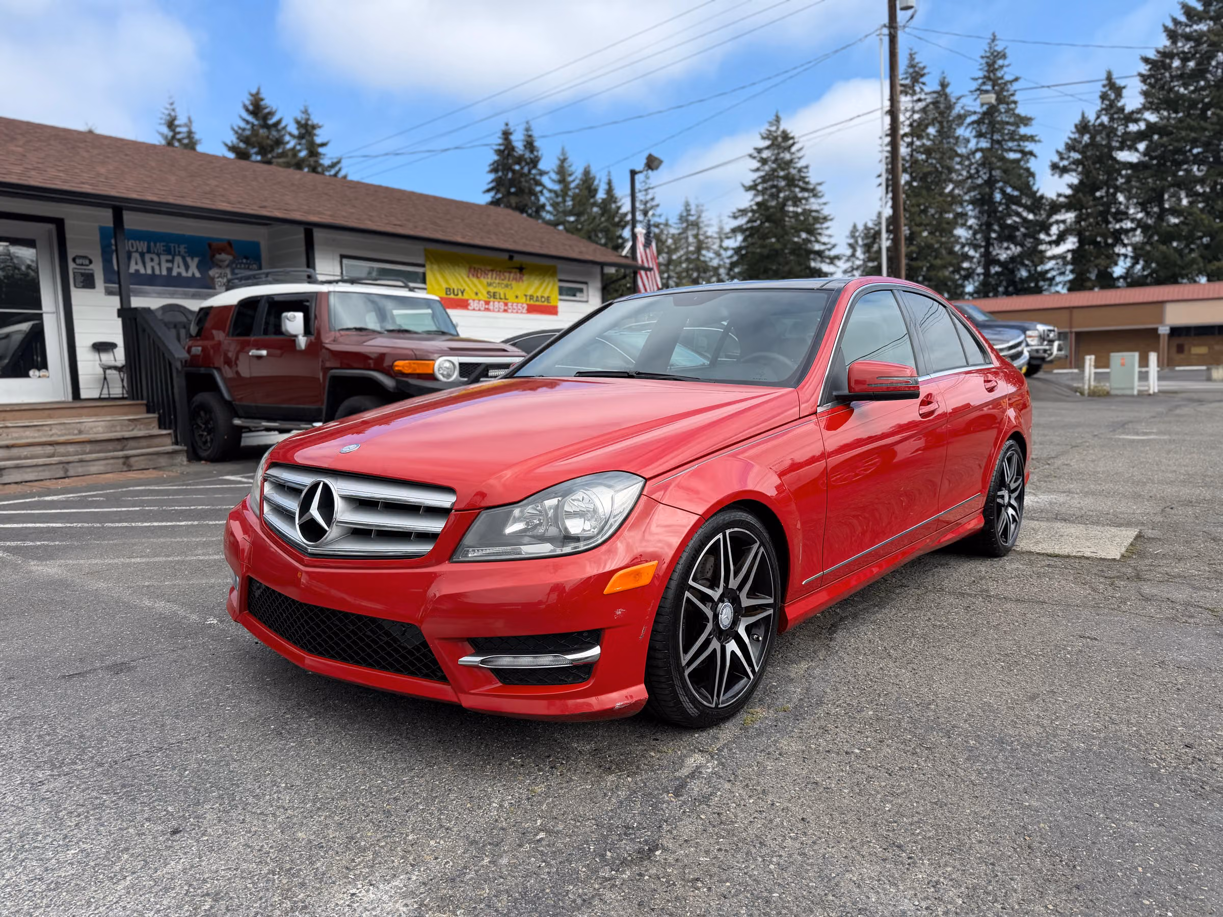 2013 Mercedes-Benz C-Class C 300 4MATIC Image 1