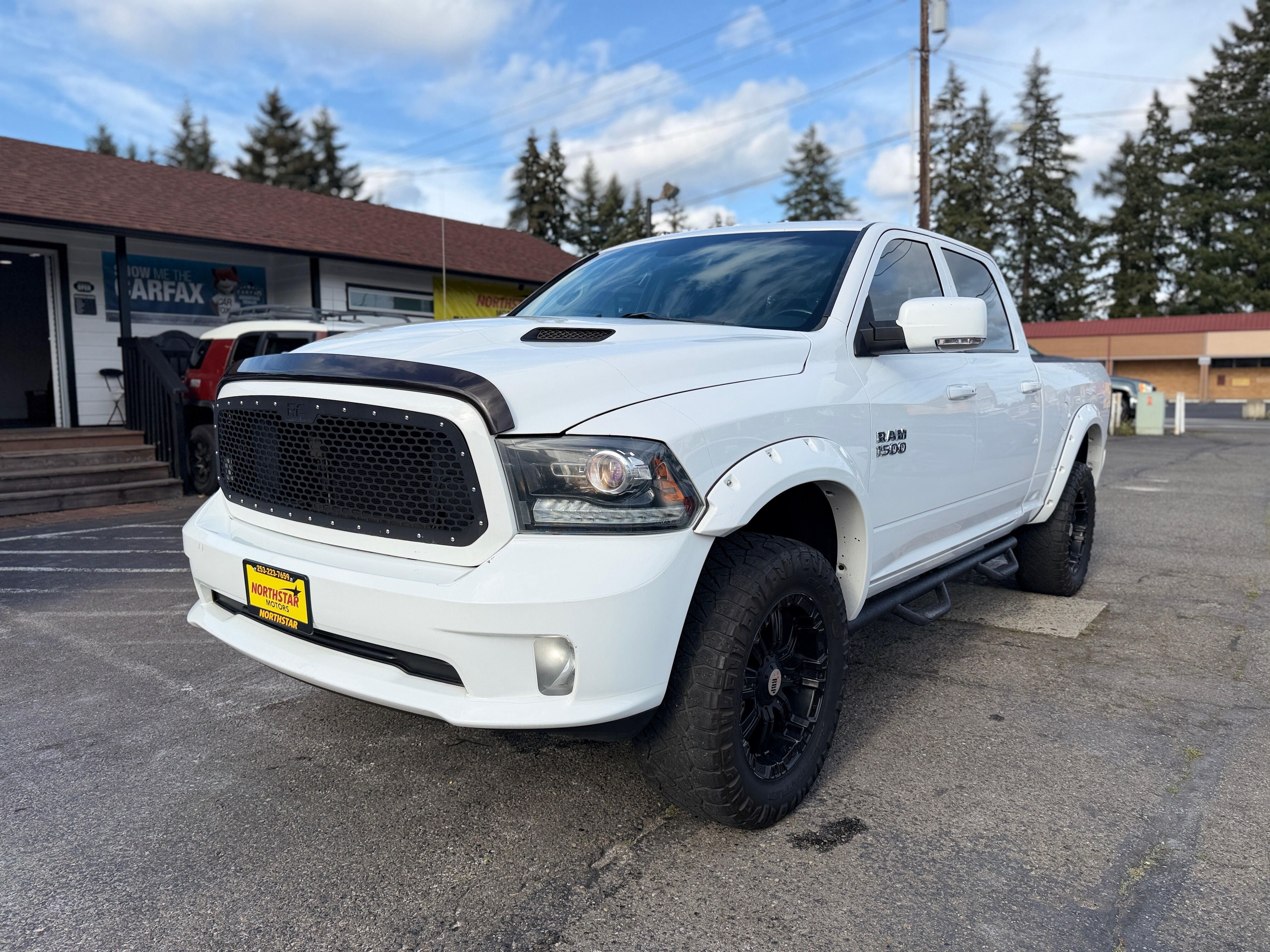 2013 RAM 1500 Pickup Sport