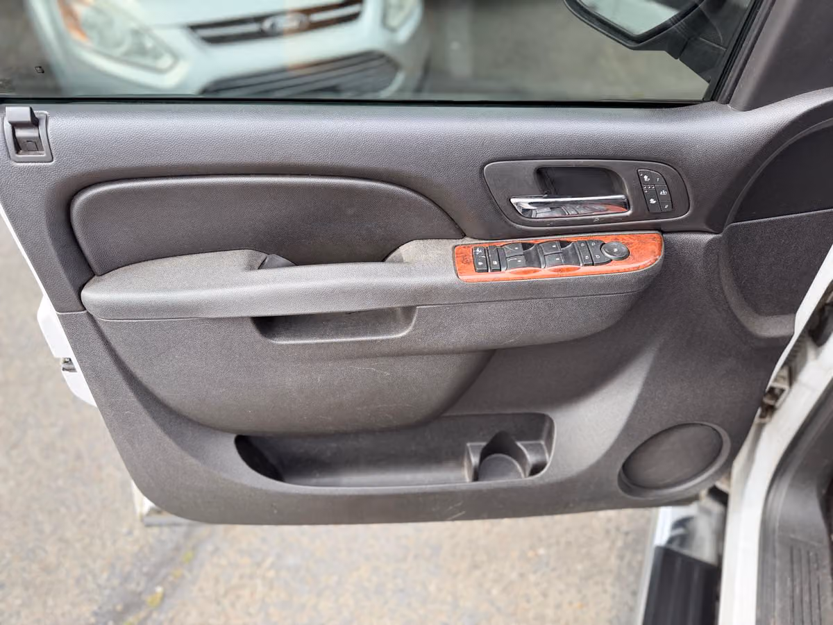 2013 GMC Sierra 1500 SLT Crew Cab Image 33