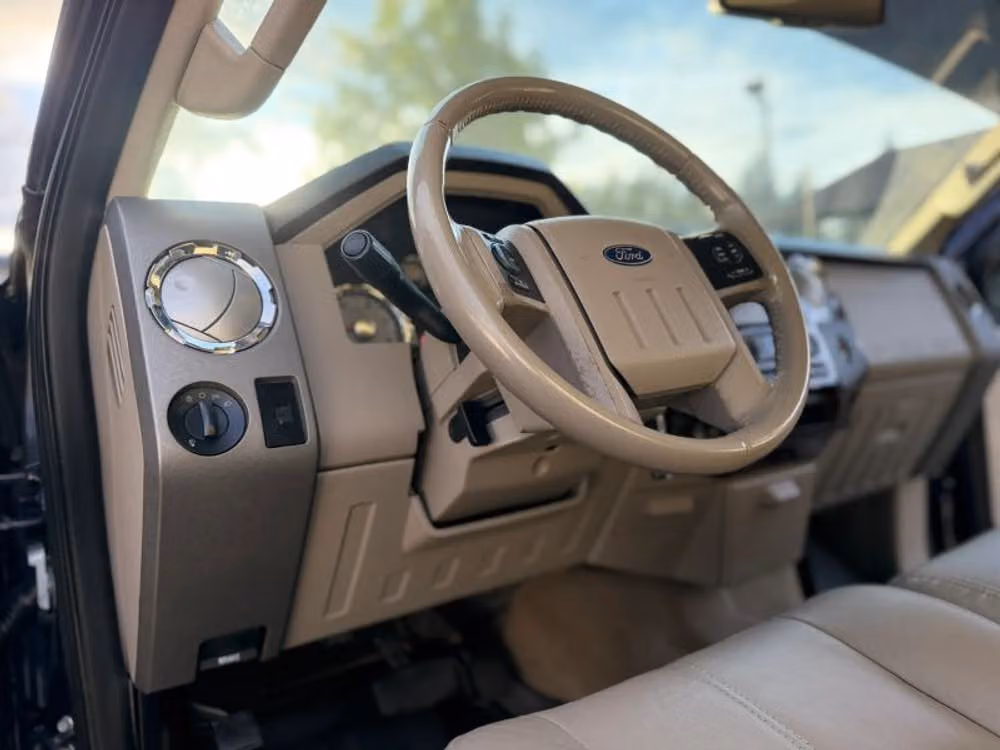 2008 Ford F-350 Super Duty Lariat Crew Cab Image 48