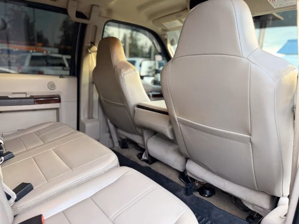 2008 Ford F-350 Super Duty Lariat Crew Cab Image 23