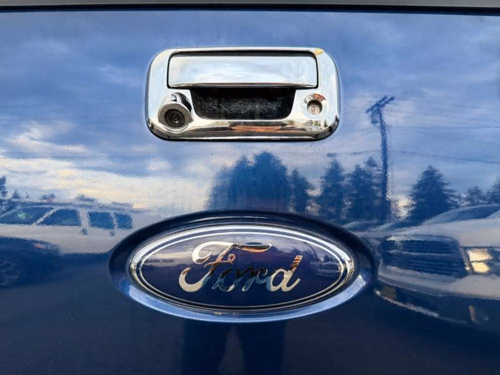 2008 Ford F-350 Super Duty Lariat Crew Cab Image 32