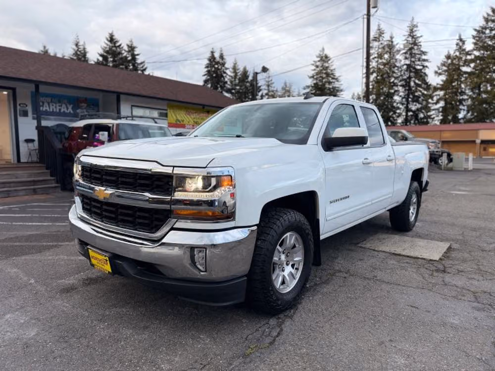 2016 Chevrolet Silverado 1500 LT Double Cab Image 1