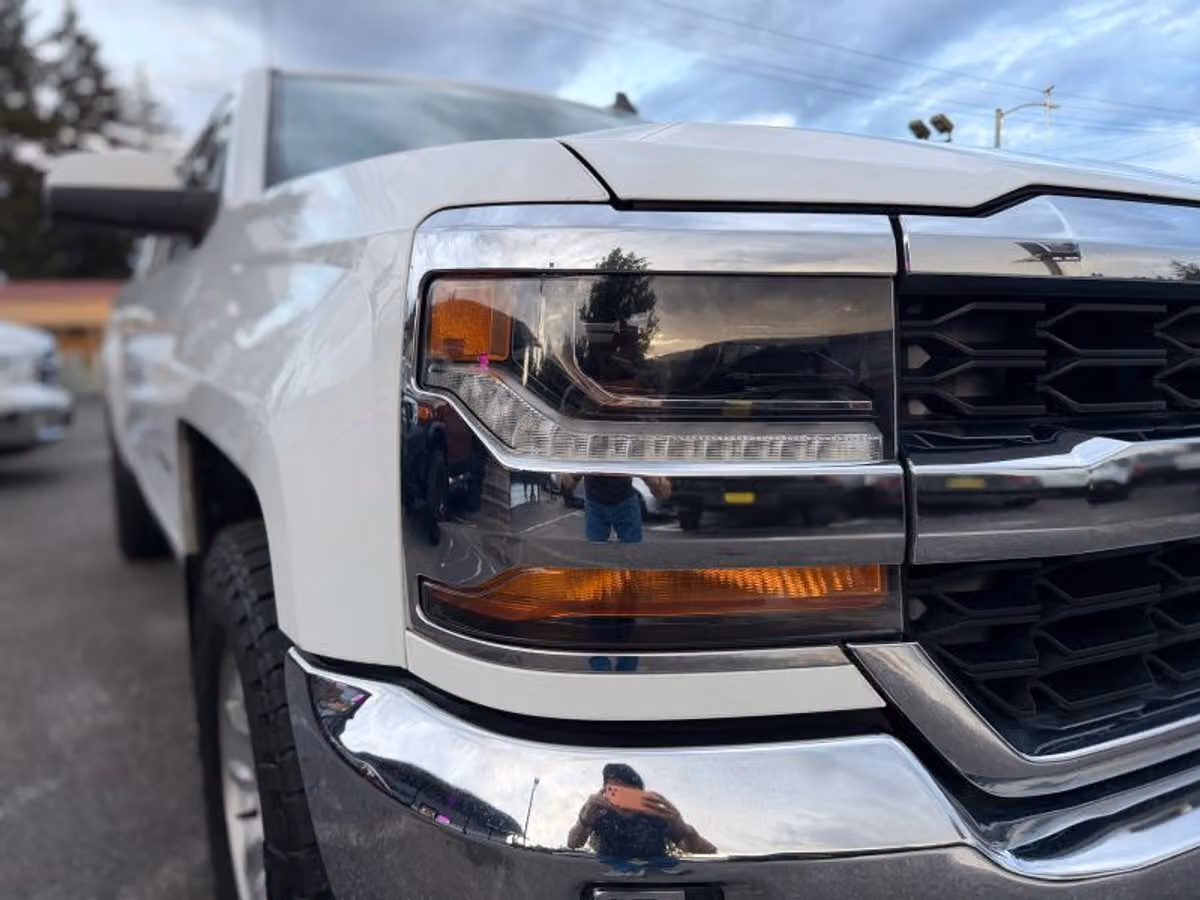 2016 Chevrolet Silverado 1500 LT Double Cab Image 9