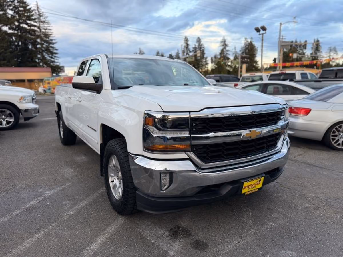 2016 Chevrolet Silverado 1500 LT Double Cab Image 7