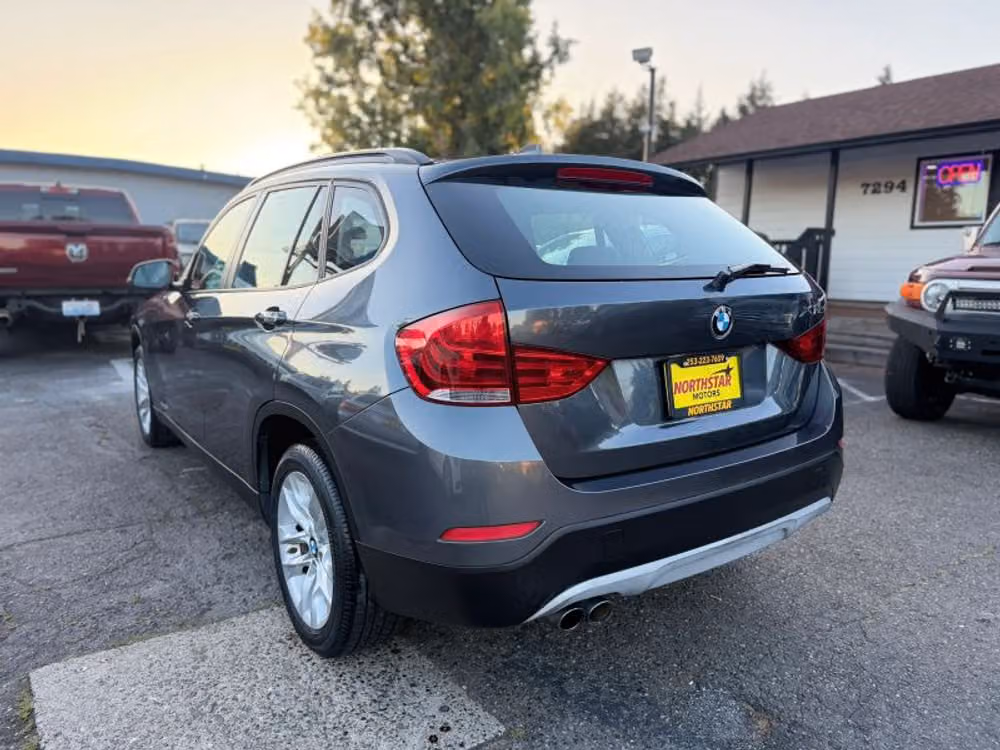 2015 BMW X1 xDrive28i Image 3