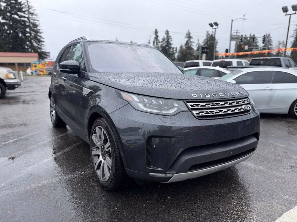2017 Land Rover Discovery HSE Luxury Image 7